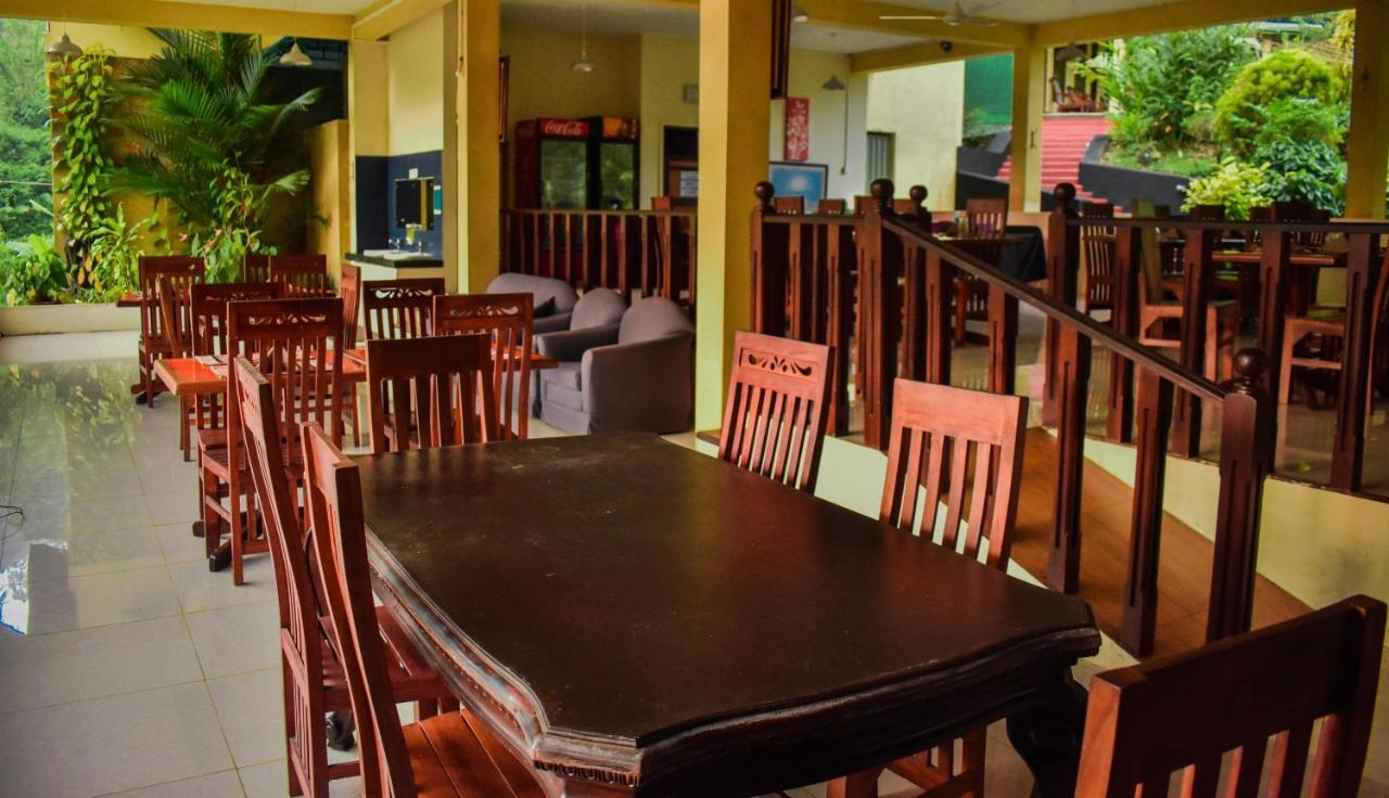 Blue Magpie Lodge Sinharaja Kudawe エクステリア 写真